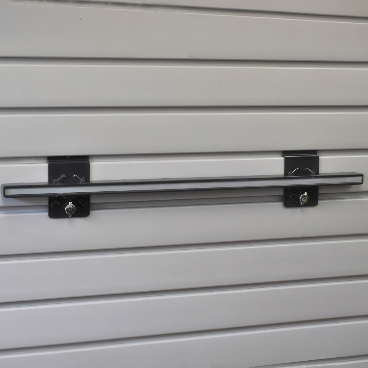 24″ MAGNETIC TOOL BAR|Wall Storage|Serious Garages
