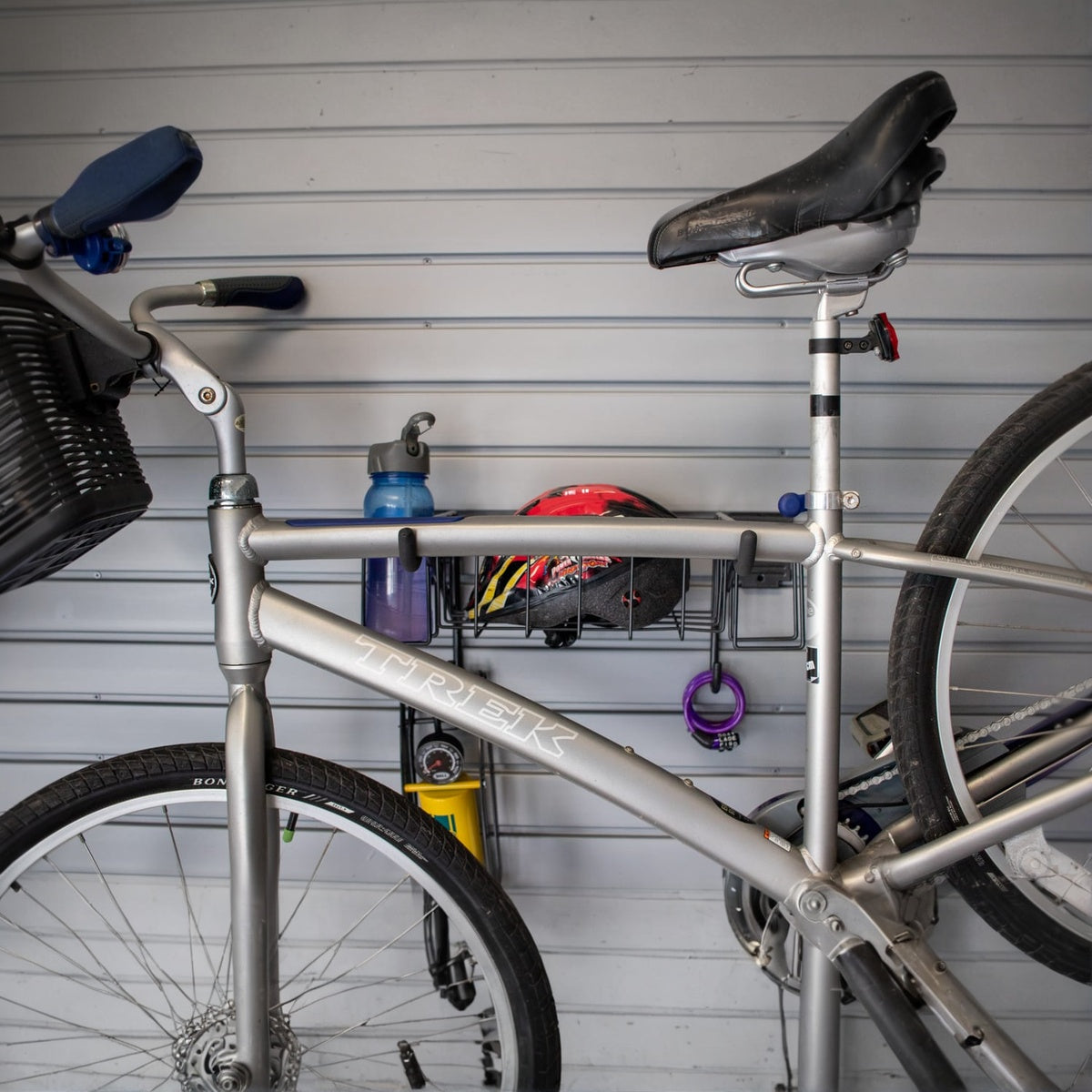 HANDIWALL HORIZONTAL BIKE RACK